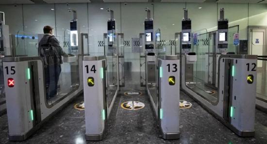 කටුනායක ගුවන් තොටුපළට E-Gate පහසුකම්